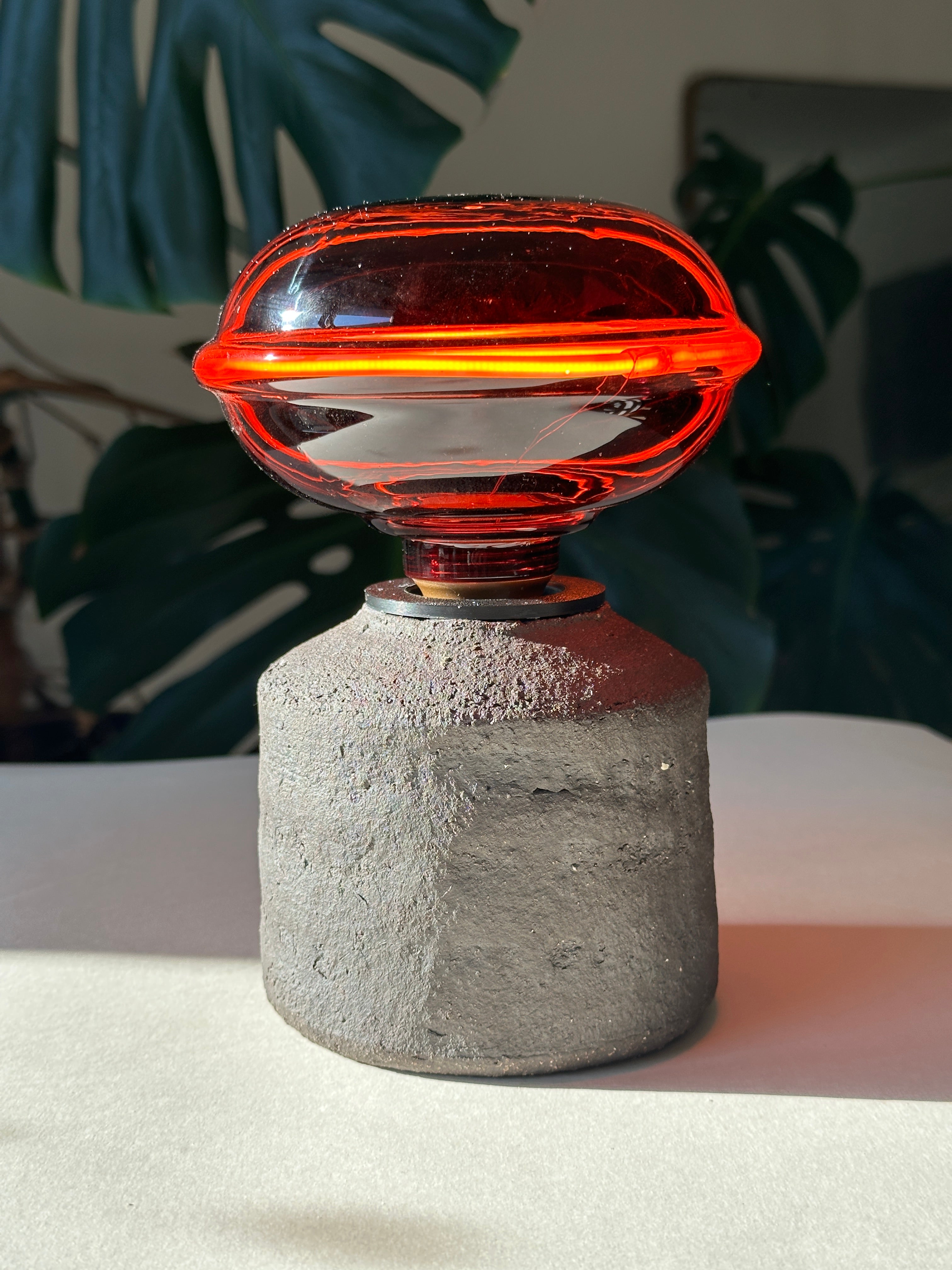 Saturn Mała Lampa Stołowa